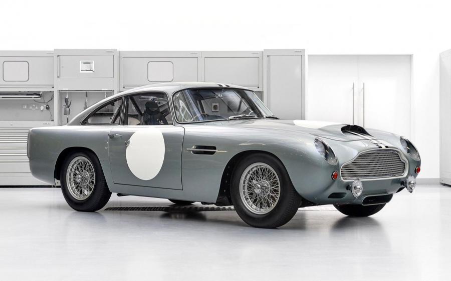 Aston Martin DB4 GT Continuation (GT/0227/R, 1 of 25) '2017